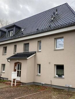 . . . OG-Wohnung mit Nähe zum Bahnhof . . . - Büchen