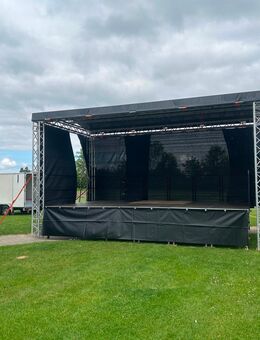 Bühne 6m x 4m zu vermieten - Bernburg (Saale)