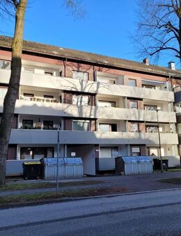 Gut geschnittene, vermietete ETW mit Fernwärme und Balkon in zentraler Lage von Neumünster - Neumünster