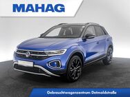 VW T-Roc, 1.5 TSI STYLE BlackStyle, Jahr 2024 - München