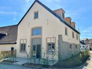 Wohnen am Schloss...! Außergewöhnliche 3-Zimmer-Maisonettewohnung mit Terrasse...! - Uettingen