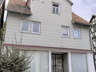 Wohnhaus mit Gewerbeanteil in Morschen - Morschen