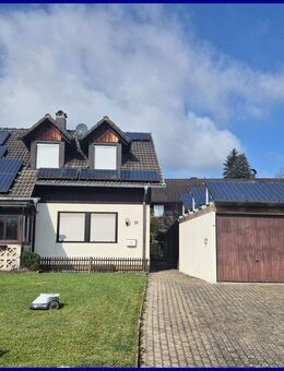 Hohentengen - schönes 2-Familienhaus mit großem Grundstück zum Wohlfühlen! - Hohentengen (Rhein)