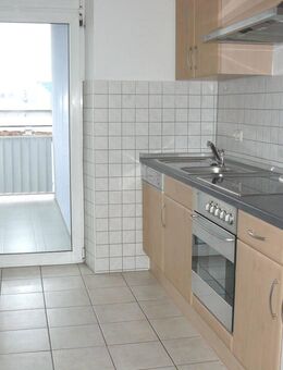 Willkommen in Ihrer 3 Zimmer-Wohnung mit Balkon - Bamberg