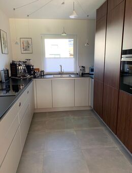 Einbauküche inkl. Markeneinbaugeräte Bora/Siemens 4 Jahre - Murnau (Staffelsee)