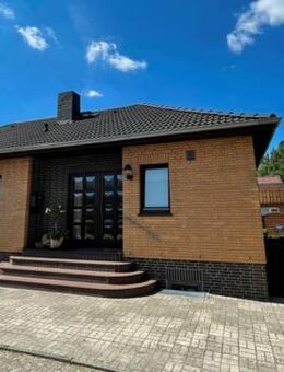Schneverdingen - Sehr gepflegter Winkelbungalow mit 6 Zimmern und weiterem Ausbaupotential. - Schneverdingen