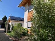 Moderne und energieeffiziente Doppelhaushälfte mit Top-Ausstattung (provisionsfrei) - Holzkirchen (Regierungsbezirk Oberbayern)