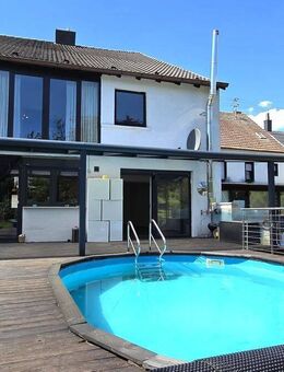 RESERVIERT!!! Ein-/Zweifamilienhaus ruhiger Lage mit Garten und Pool - Schmelz