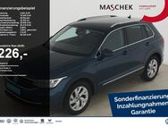 VW Tiguan, 1.5 TSI MOVE MirrorL, Jahr 2024 - Wackersdorf