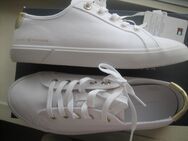 TOMMY HILFIGER Damen Sneaker weiße Freizeitschuhe Sportschuhe Damen Schuhe - Berlin