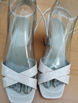 , Sandalen. Schuhe - Hausach