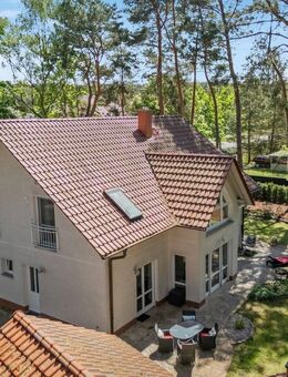 Eleganz und Lebensqualität vereint - Designer-Refugium mit Einliegerwohnung nur wenige Schritte vom Strand entfernt - Bestensee