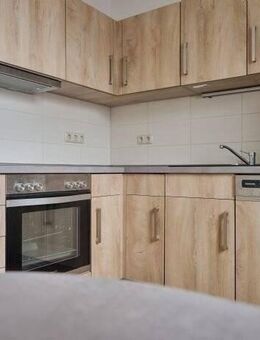 ERSTBEZUG nach SANIERUNG !!! Provisionsfreie 2-Raumwohnung mit Balkon zu vermieten !!! - Flöha
