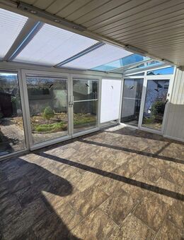 Attraktives Reihenendhaus in ruhiger Lage - Calden