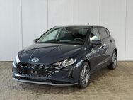 Hyundai i20, 1.0 T-GDI FL 100 7DCT Family m Sitz & Lenkr Heiz ALU16, Jahr 2024 - Achern