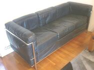 Design-Klassiker - LC3 3-Sitzer Sofa in Leder schwarz ( nach einem Entwurf von Le Corbusier ) - Berlin