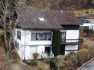 Natur pur: Freistehendes Einfamilienhaus mit Baugrundstück in BA - Bug - Bamberg