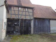 Großzügiges Landwirtschaftliches Anwesen mit vielen Nebengebäuden und großem Grundstück ca. 4500qm - Burgbernheim