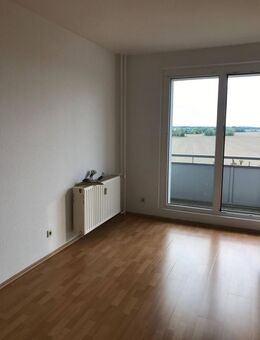 Schöne 3-Zimmer-Wohnung mit Balkon - Großenhain