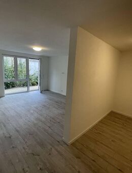 neu ausgebaute 1,5-Zimmer-Wohnung in Hemsbach - Hemsbach