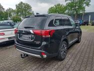 Mitsubishi Outlander 2.2 DI-D 2WD Plus*Rear-Cam*Leder*AHK*7 Sitz - Rastede