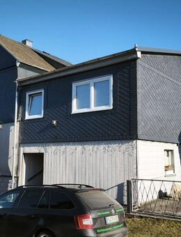 charmantes großes Einfamilienhaus in Cursdorf zu verkaufen - Cursdorf