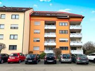 Geräumige Dachgeschoss-Wohnung mit 5 Zimmern, 2 Bädern und Aufzug inkl. einem Tiefgaragen-Stellplatz - Mannheim