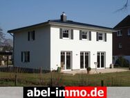 Hummelsbüttel: Neubau-Stadtvilla (GEG 2024) auf sonnigem Grundstück in 30er-Zone - Hamburg