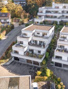 Charmante 4-Zimmer-Terrassenwohnung mit Garage und herrlichem Ausblick in Plüderhausen - Plüderhausen