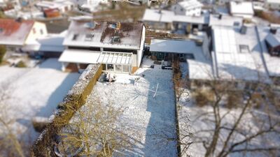 Familienfreundliche Doppelhaushälfte mit großem Garten