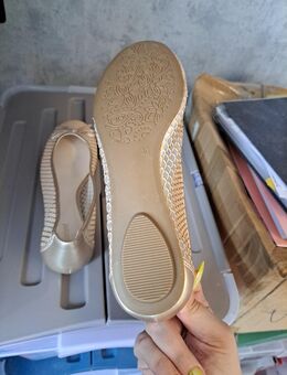 Damen Ballerinas gr.40 neu zu verkaufen - Essen