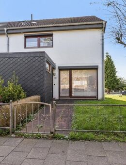 Ihr neues Zuhause in ruhiger Lage - Reihenendhaus mit großem Garten in Bremerhaven - Bremerhaven