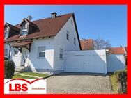 DHH MIT CARPORT IN ORTSRANDLAGE VON VILSECK-SCHLICHT, BJ 2000, 115 m² WFL, 314m² Grund - Vilseck