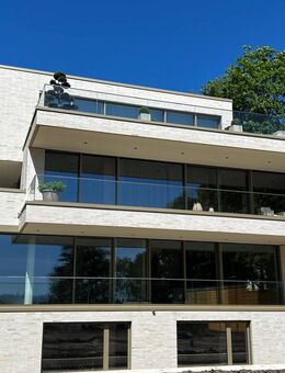 Designer Wohnung in erster Wasserlinie Am Großen Wannsee auf privatem Parkgrundstück - Berlin
