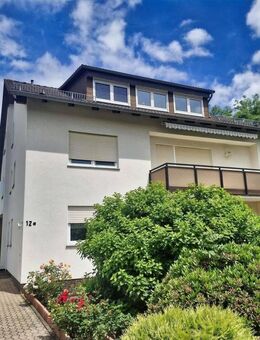 Großzügige und sonnige 3-ZKB-Wohnung mit großem Balkon in ruhiger Lage von Baunatal OT - Baunatal