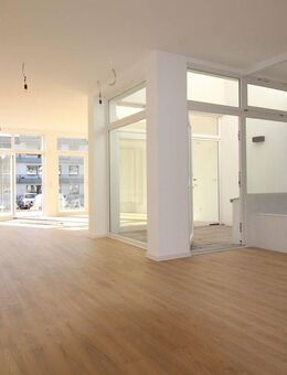 Lichtdurchflutete offene 2 Zimmerwohnung mit Terrasse - Wuppertal