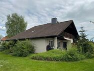 *Großes Einfamilienhaus mit Garage und Garten in beliebter Gegend* - Osterode (Harz)