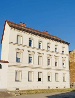 Mehrfamilienhaus in Delitzsch, zentrale Lage, 6 Mietparteien - Delitzsch