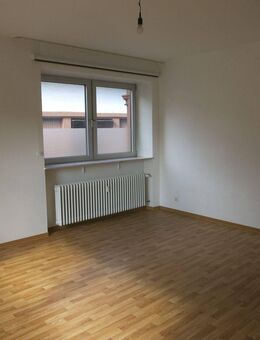 Zweibrücken-Ixheim: Erdgeschoßwohnung mit ca. 83 m² Wohnfläche. - Zweibrücken
