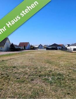 Mit Grundstück, ein Bungalow, der begeistert in Helmstedt. - Helmstedt