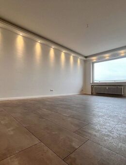 Renovierte Wohnung mit Balkon und modernem Bad - Perfekte Lage mit Top-Anbindung - Oberhausen