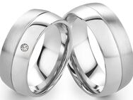 Edelstahlringe E175 mit Zirkonia oder Diamant und Gravur - Aholming