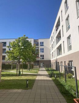Altersgerechtes Wohnkonzept - 2 Raum Wohnung am Drosselberg mit Balkon und Fahrstuhl - Erfurt