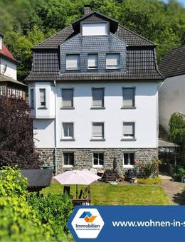 VR IMMO: Viel Platz für Familie, Generationen oder Mieter - saniertes Wohnjuwel mit großem Garten. - Werdohl
