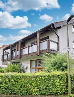 Schöne Galerie-Wohnung mit großem Balkon - Leonberg (Baden-Württemberg)