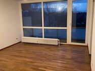 Hellles lichtdurchflutetes Apartment in Unterhaching - Unterhaching