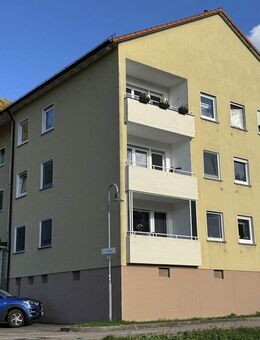 Gut vermietete 2-Zimmer-Wohnung mit Balkon und Garage in gesuchter Lage - Geislingen (Steige)