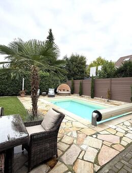 Sommer, Sonne, Eigenheim- Haus mit Pool und mediterranem Flair - Kirchheim (Teck)