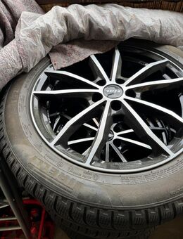 Autoreifen mit Felgen Pirelli - Böblingen