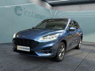 Ford Kuga, 2.5 Duratec, Jahr 2022 - München